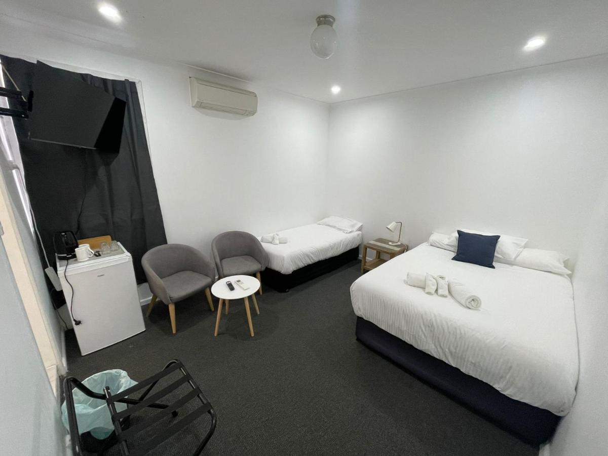 Central Motel مودجي المظهر الخارجي الصورة