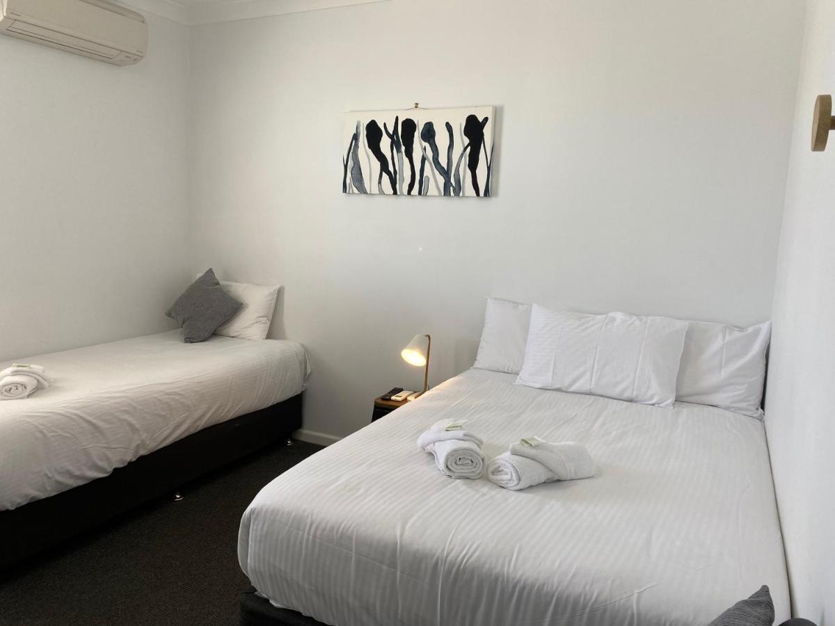 Central Motel مودجي المظهر الخارجي الصورة